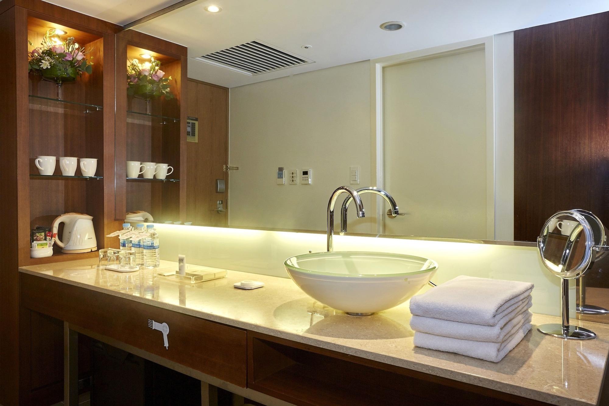 Hotel Kukdo Seoul Exterior photo